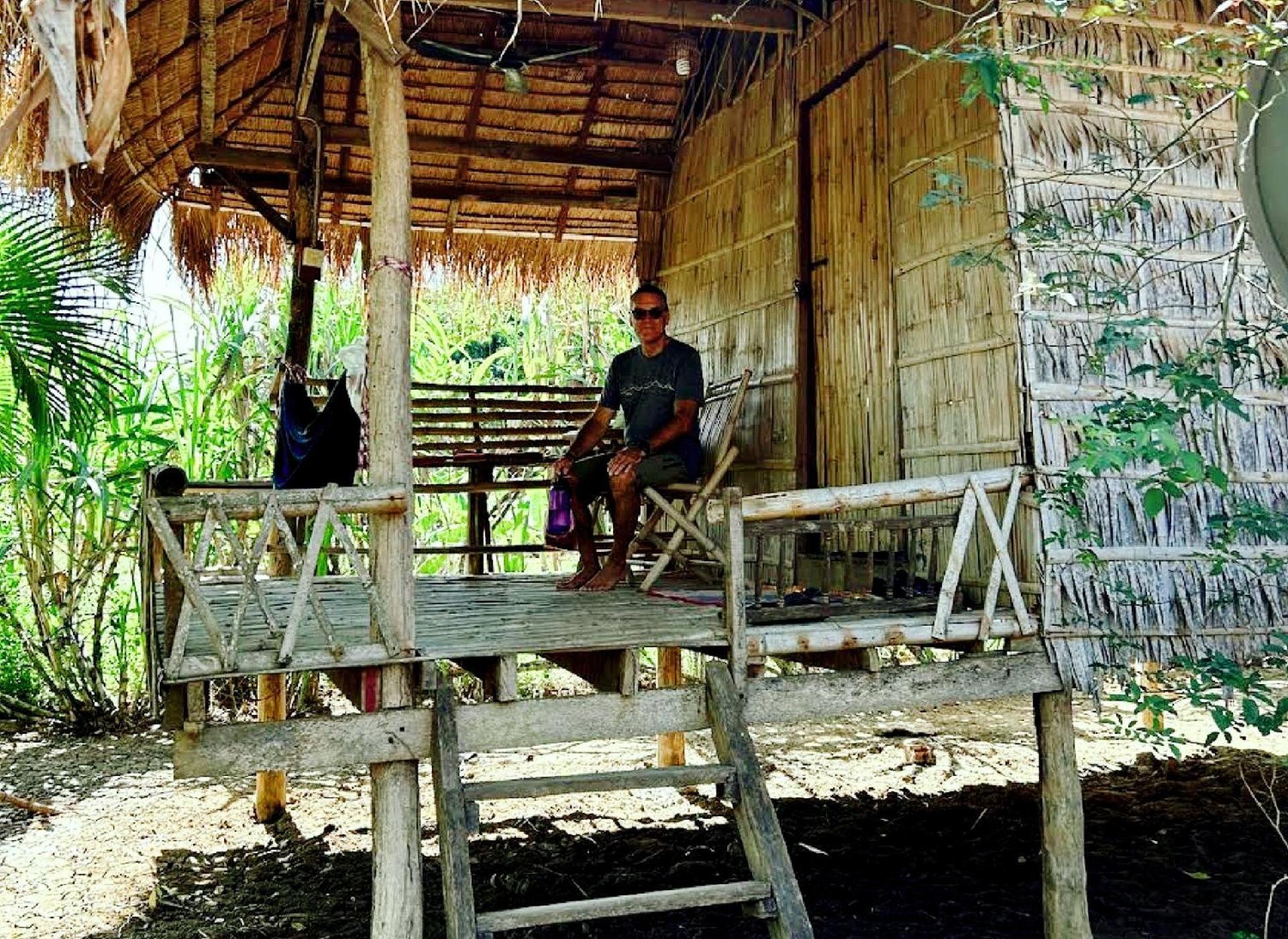 Family Batcave Homestay Battambang Dış mekan fotoğraf