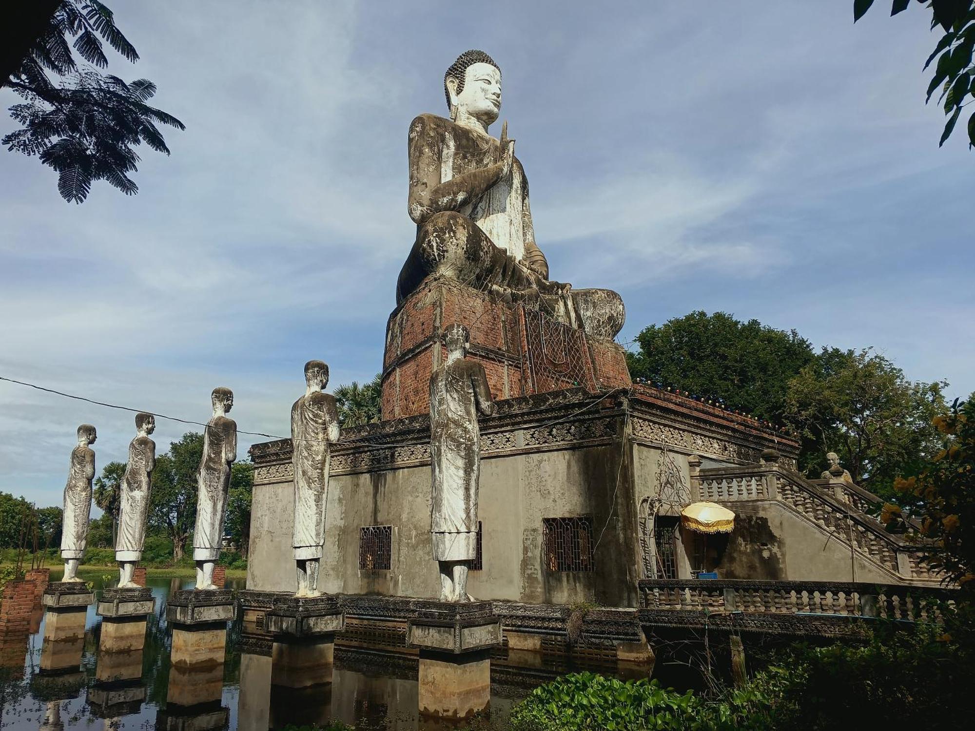 Family Batcave Homestay Battambang Dış mekan fotoğraf